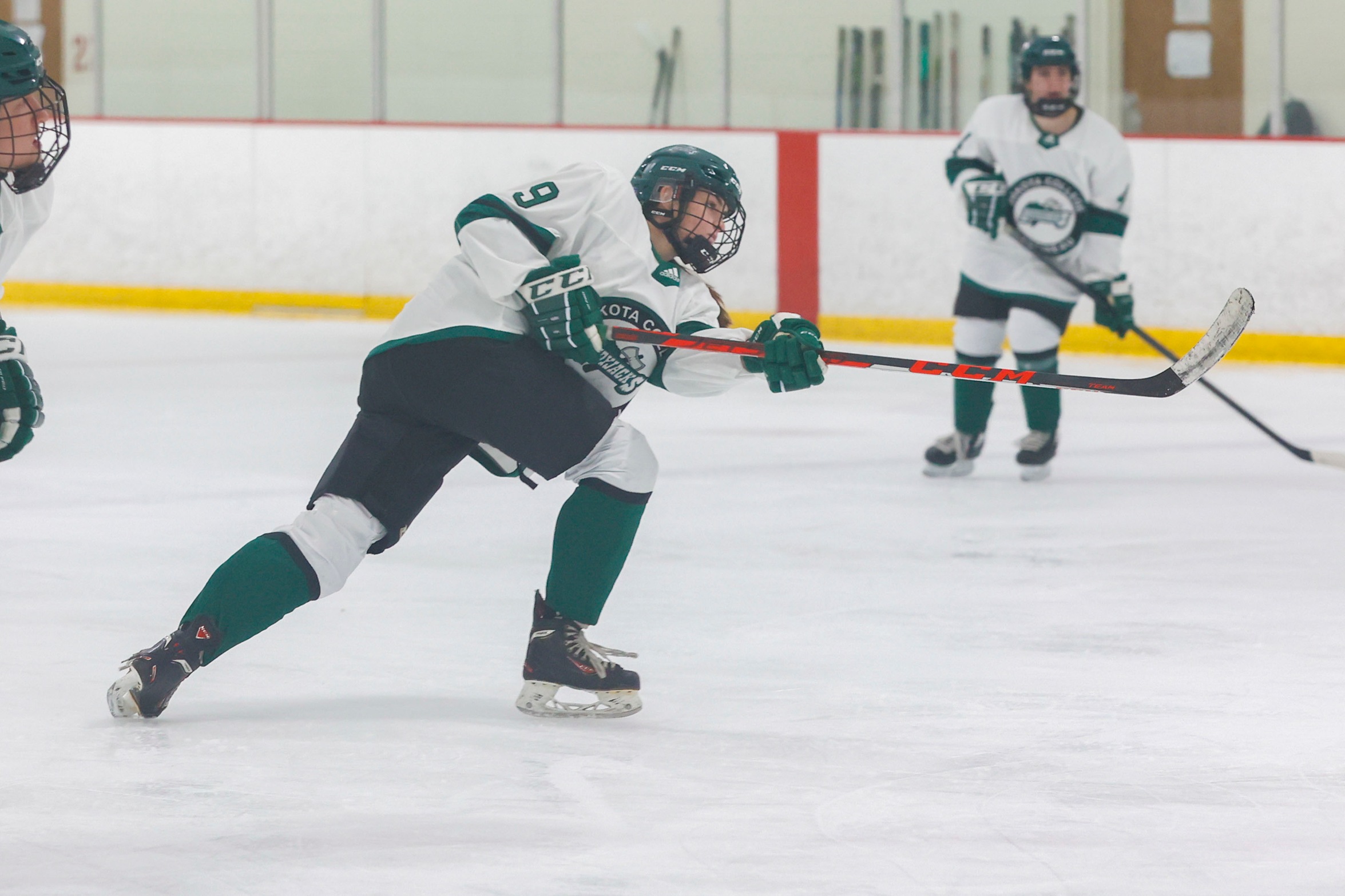 Jacks Roll Past Royals