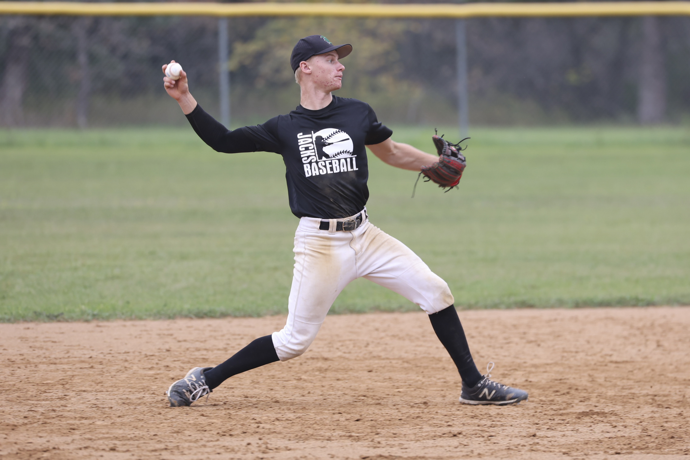 Jacks Drop Mon-Dak Opener to Pioneers