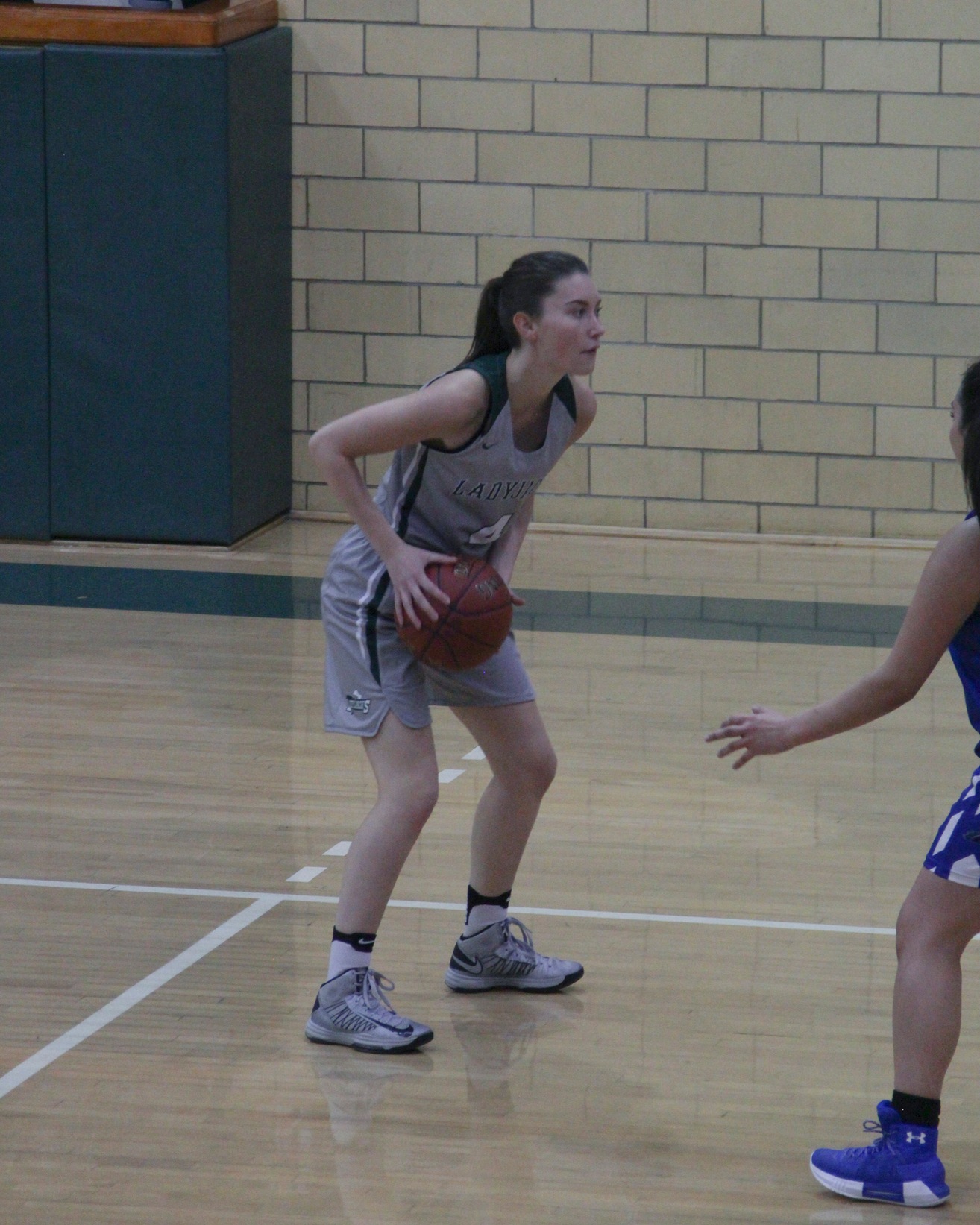 Ladyjacks Roll Past TMCC