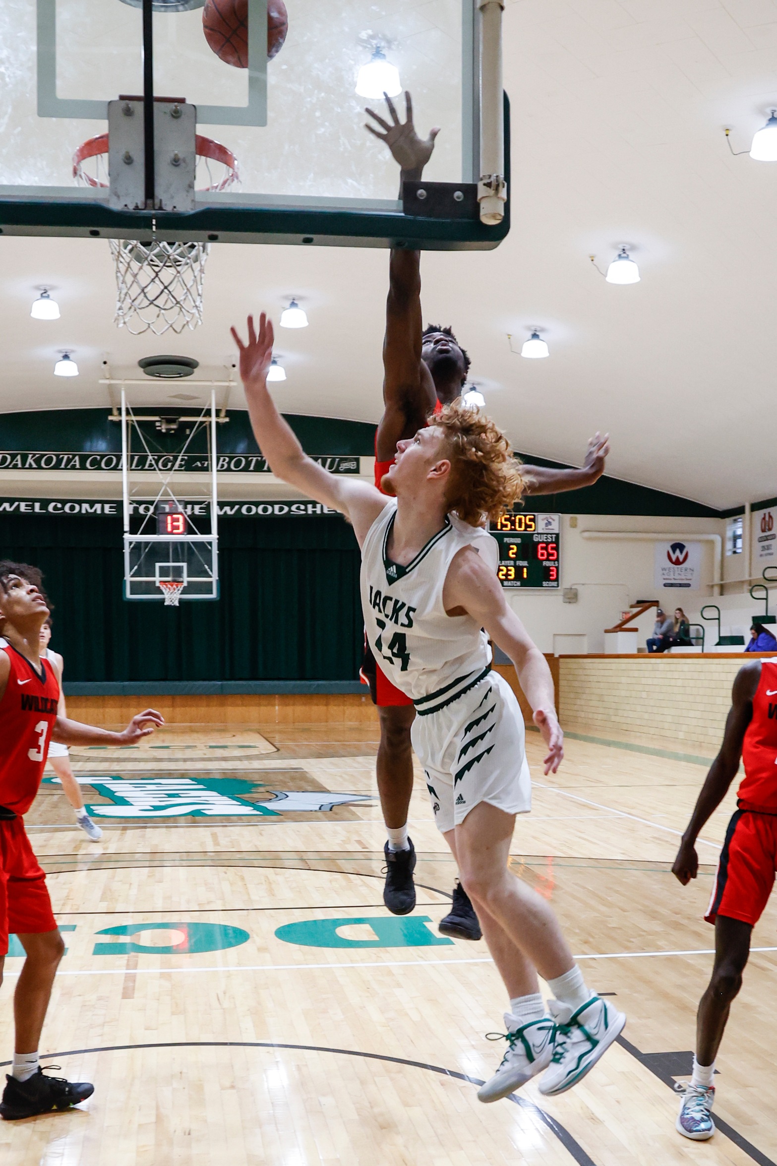 Jacks use Big First Half to Propel Past Mysitcs