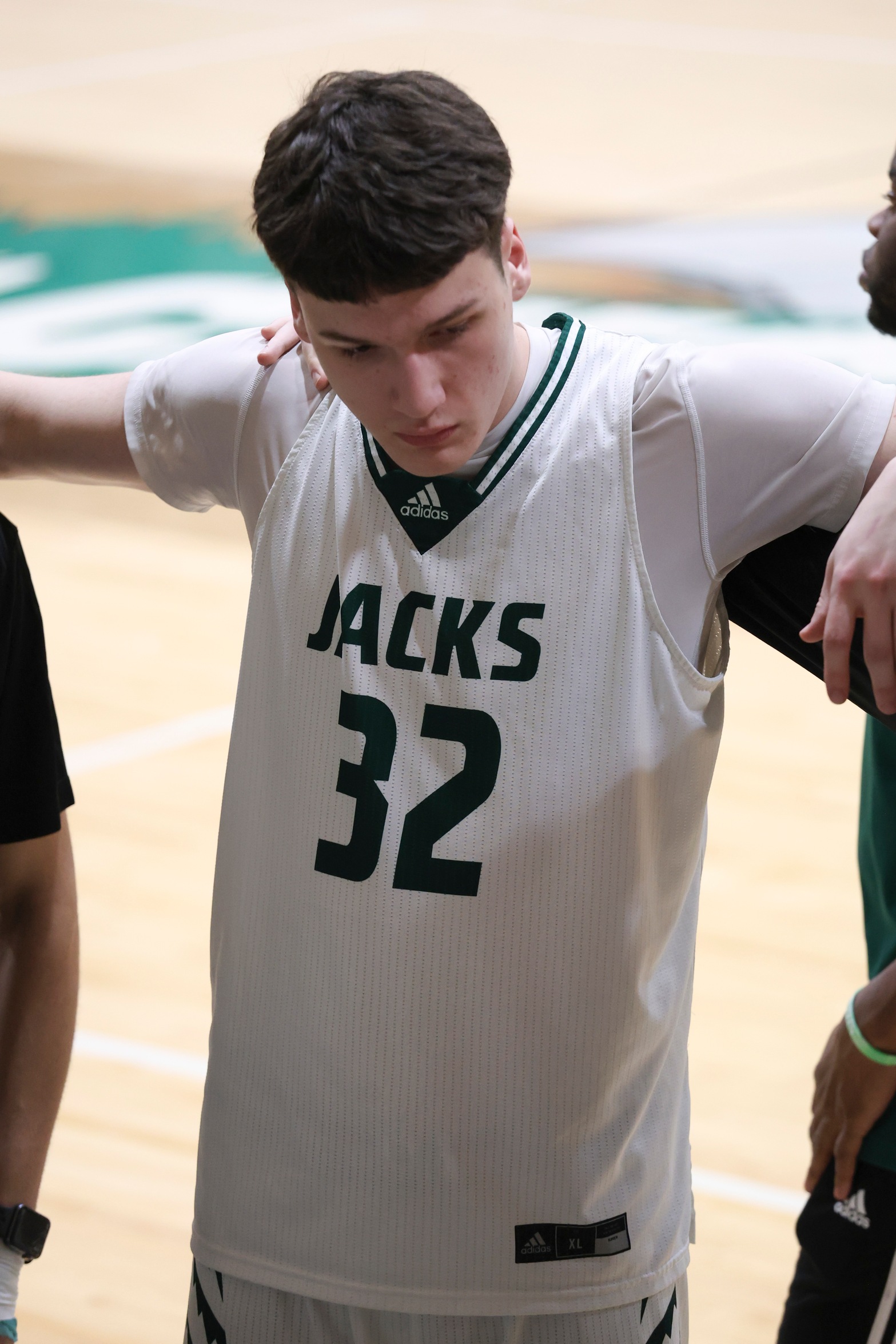Jacks Outlast BlueHawks