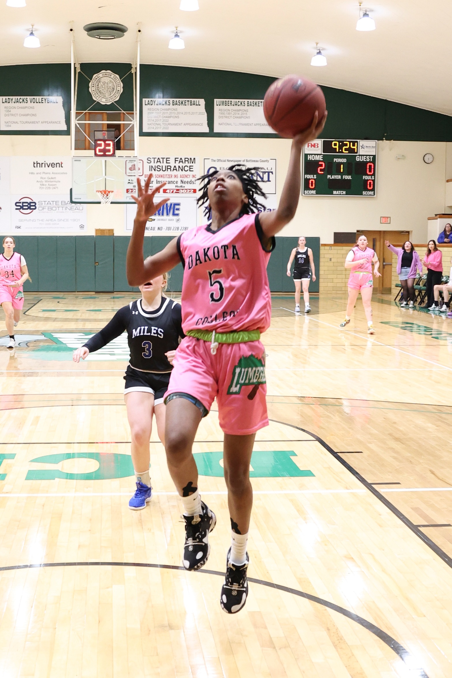 Lumberjacks Season Ends in Region Semis