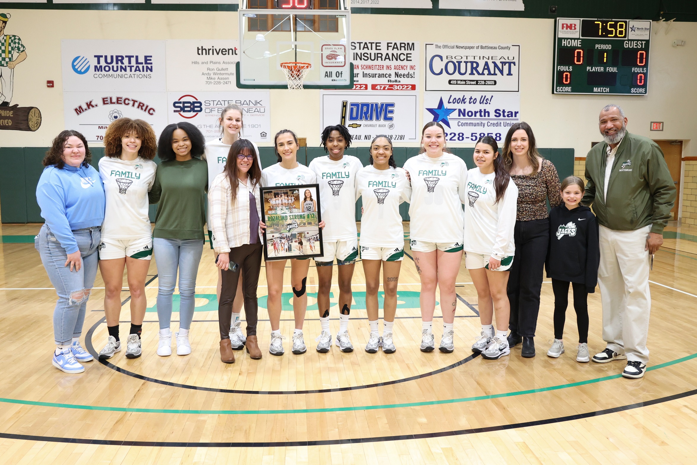 Lumberjacks Fall on Sophomore Day