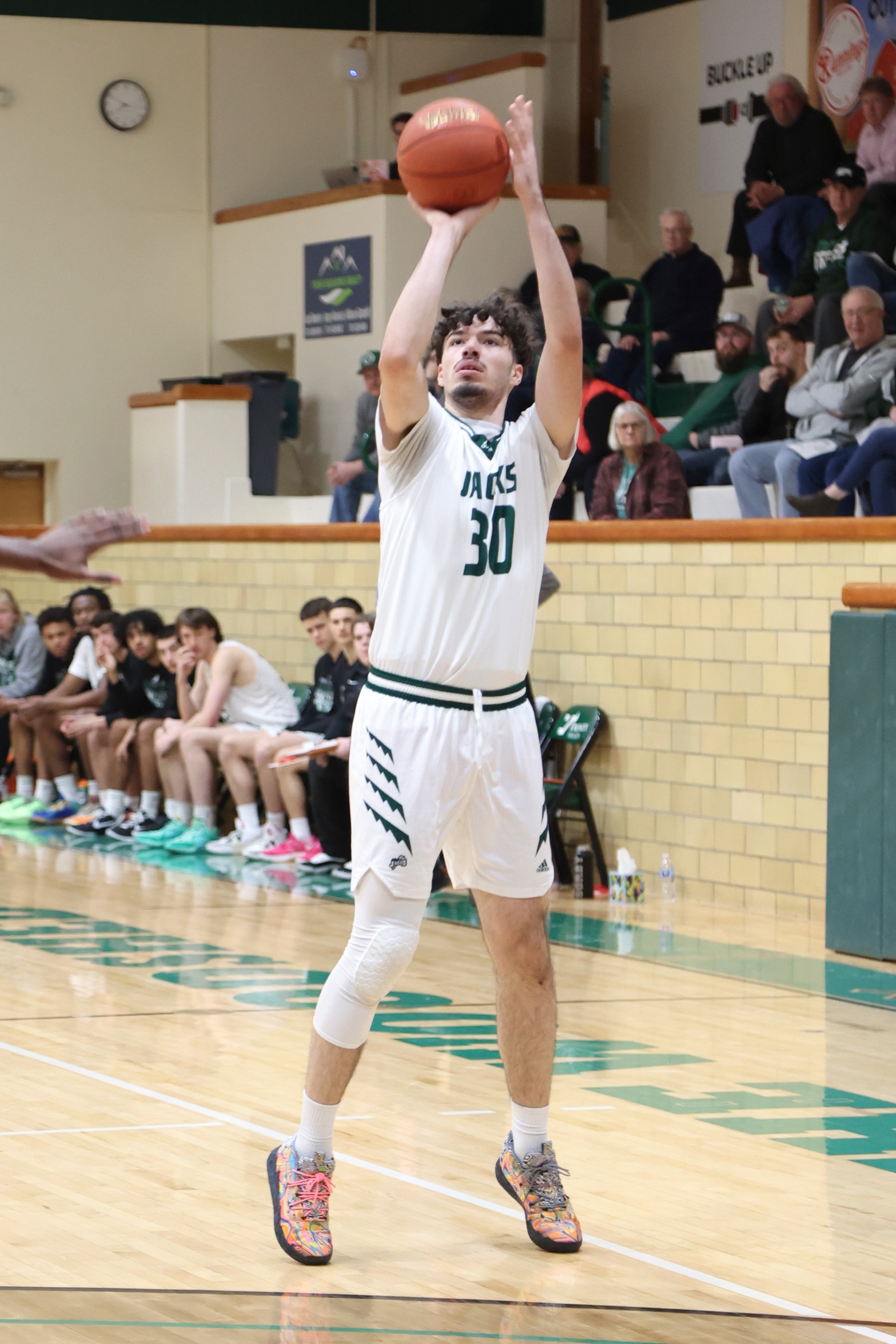 Jacks Drop Back and Forth Game to Pioneers