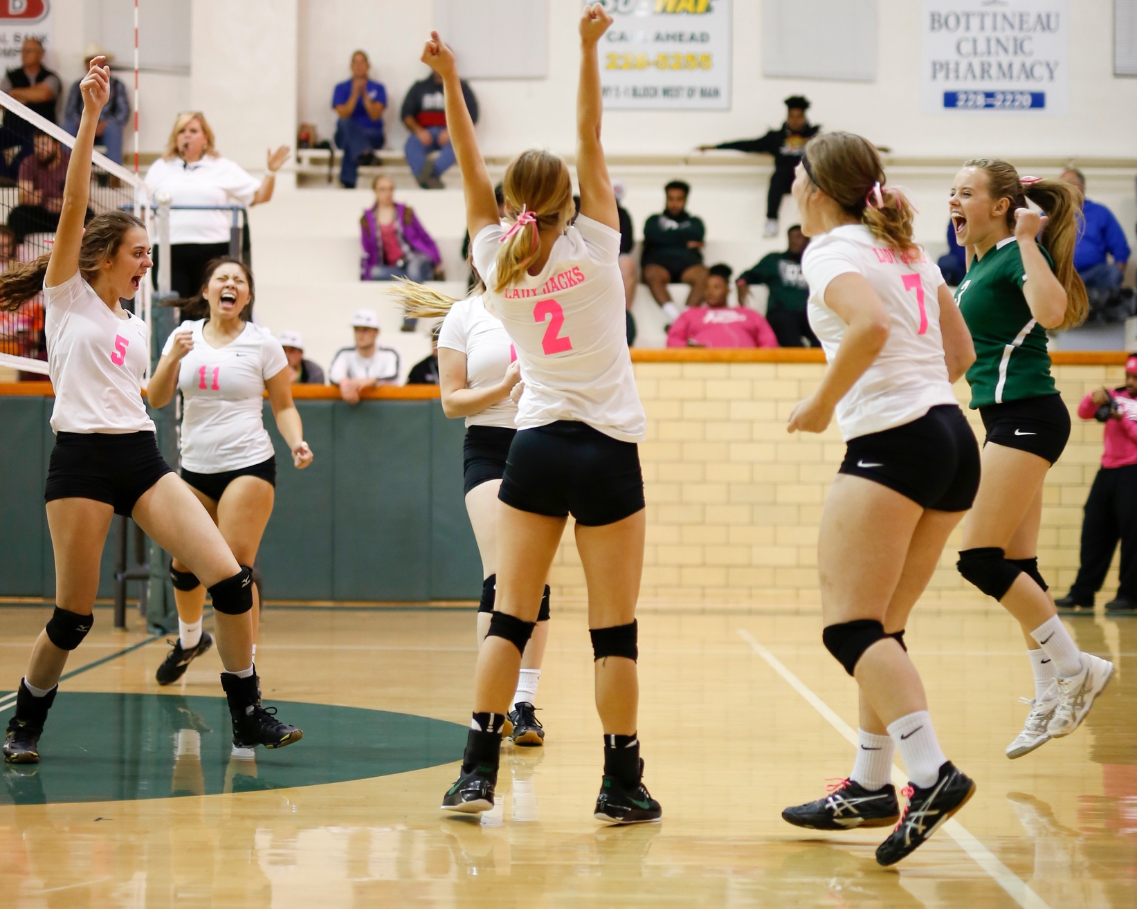 Ladyjacks Look to Bounce Back After NDSCS Loss