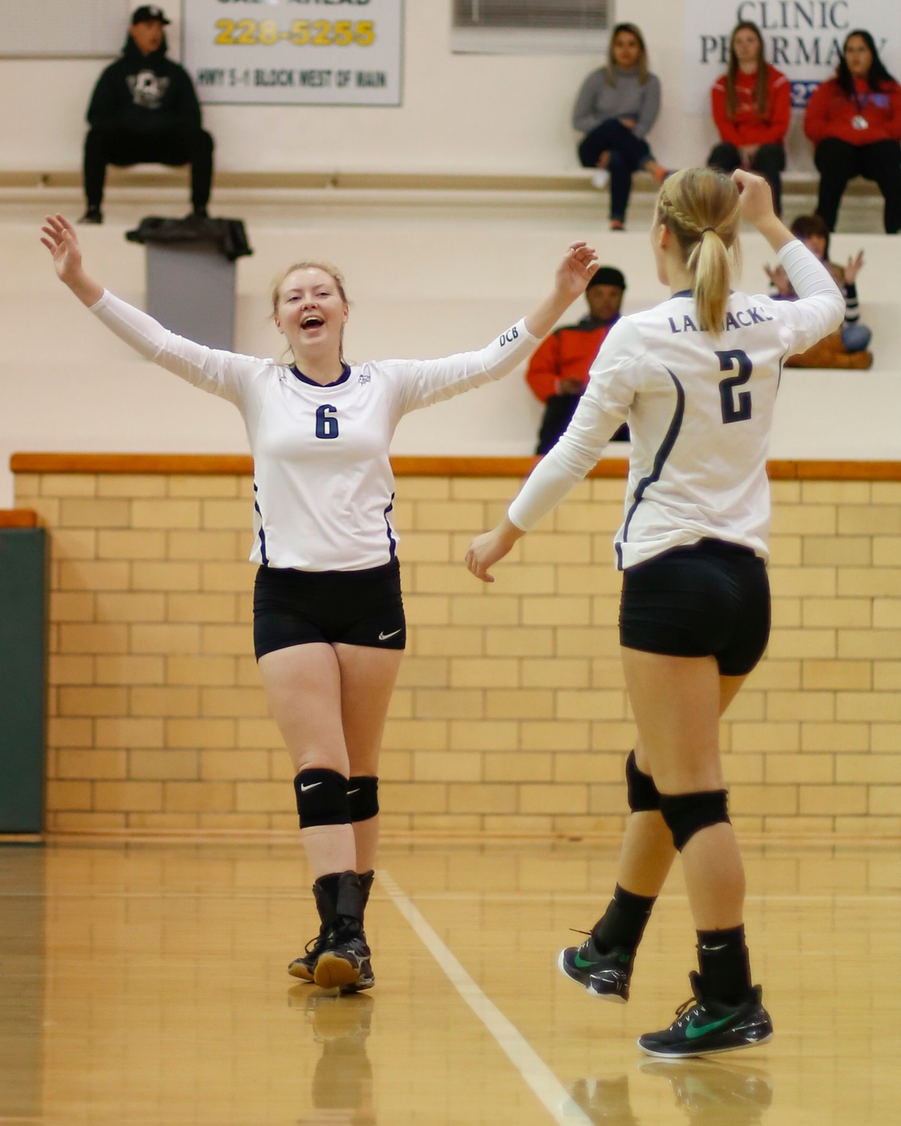 Victoria Obergfell Named to All-Region Team