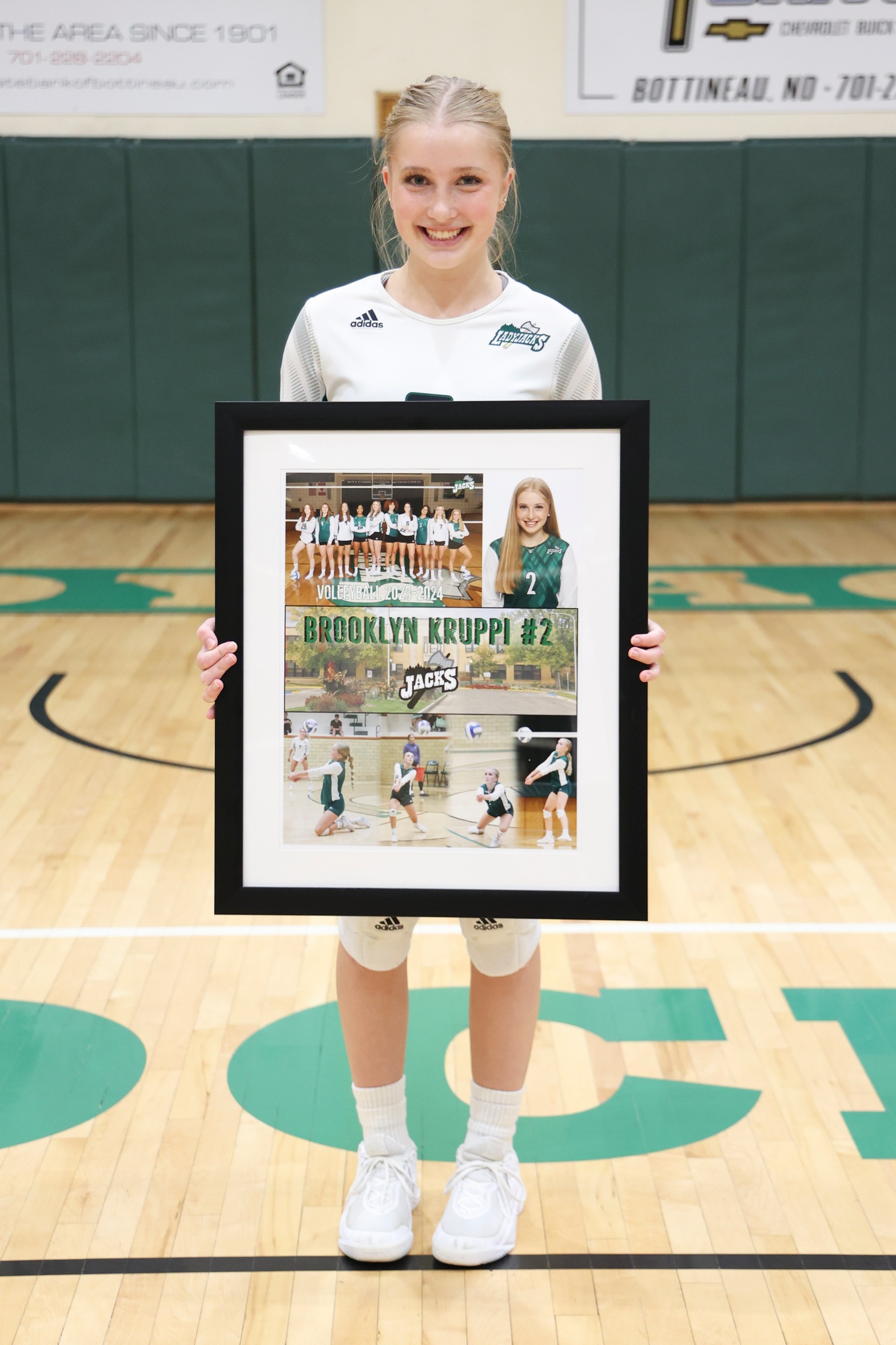 Lumberjacks Drop Heartbreaker on Sophomore Night